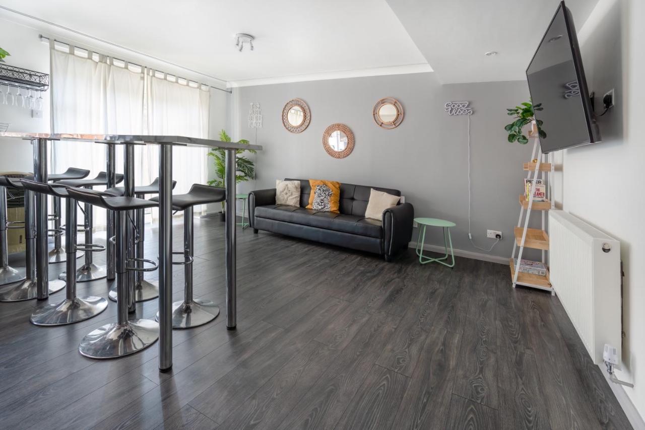 Apartamento Perfect Couple Retreat To Unwind&Relax With Hottub Peacehaven Exterior foto